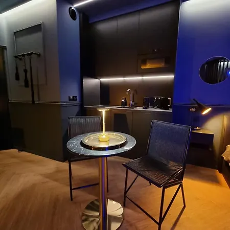 Love Room 아파트 *