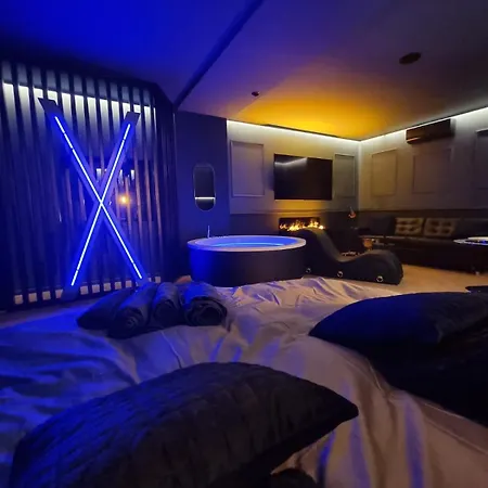 Love Room 아파트